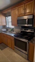 17121 NW 44th Ave in Miami Gardens, FL - Building Photo - Building Photo