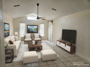 12407 Spanish Moss Dr in Hudson, FL - Foto de edificio - Building Photo