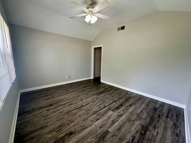 3610 Camden Hwy in Dalzell, SC - Building Photo - Building Photo
