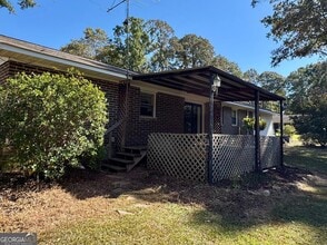 606 Viewpoint Dr in Jackson, GA - Building Photo - Building Photo