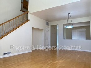 213 Houghton St in Mountain View, CA - Building Photo - Building Photo