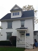 501 N Walnut St, Unit 1 in Lansing, MI - Building Photo