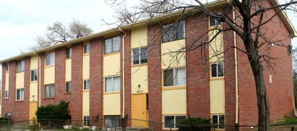 Hamilton Apartments in Omaha, NE - Foto de edificio - Building Photo