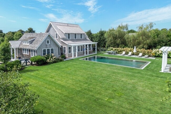 property at 106A Surfside Rd