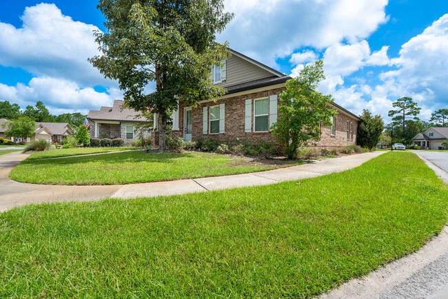 8 Pintail Blvd in Freeport, FL - Building Photo - Building Photo