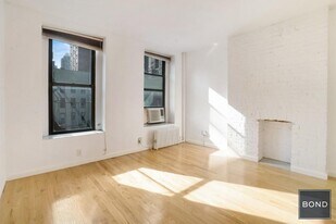 1136 1st Ave in New York, NY - Building Photo