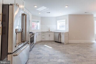 3001 11th St NW-Unit -1 in Washington, DC - Foto de edificio - Building Photo