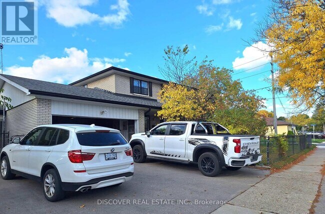 783 Bloor St in Mississauga, ON - Building Photo - Building Photo