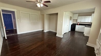3508 Mosley Ct in Houston, TX - Foto de edificio - Building Photo