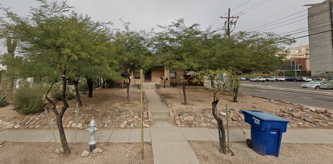 1541 E Mabel St in Tucson, AZ - Building Photo - Building Photo