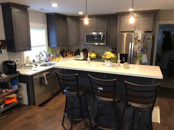 14 Thomas St in Saratoga Springs, NY - Building Photo