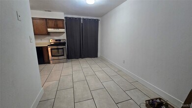 13 Yorkshire Ln in Belleville, IL - Building Photo - Building Photo