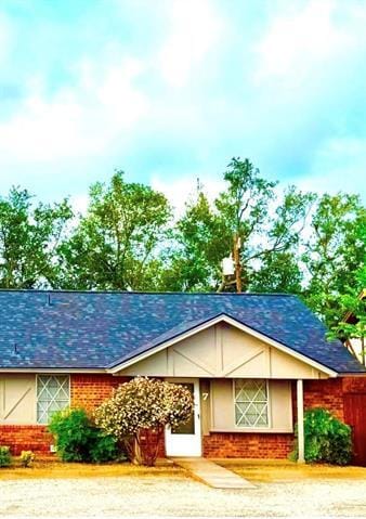 property at 200 Bonnie Bell Ln