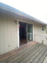 177 Center St in Lebanon, OR - Building Photo - Building Photo