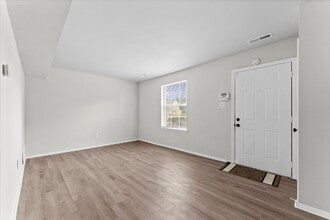 413 Roxana Rd in Highland Springs, VA - Building Photo - Building Photo