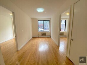 METROPOLITAN AVENUE in Brooklyn, NY - Building Photo - Building Photo