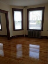 175 Summer St, Unit 3 in Auburn, ME - Building Photo - Building Photo