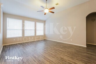 15118 Sierra Ridge Dr in Humble, TX - Building Photo - Building Photo