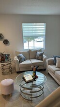 12221 NW 23rd Pl in Miami Shores, FL - Building Photo - Building Photo