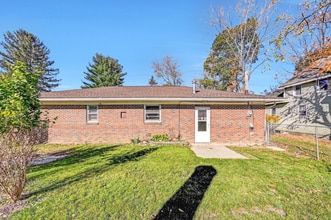 819 Fairview Ave in Stroudsburg, PA - Building Photo - Building Photo