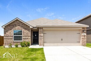 18404 Allen Welch Dr in Elgin, TX - Building Photo