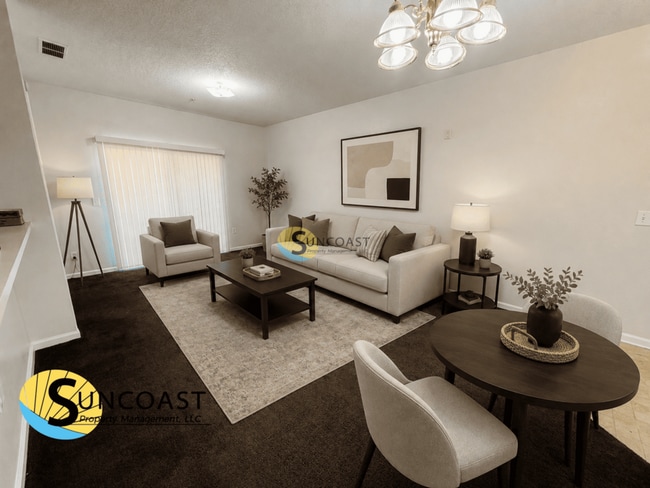 6985 Ortega Woods Dr