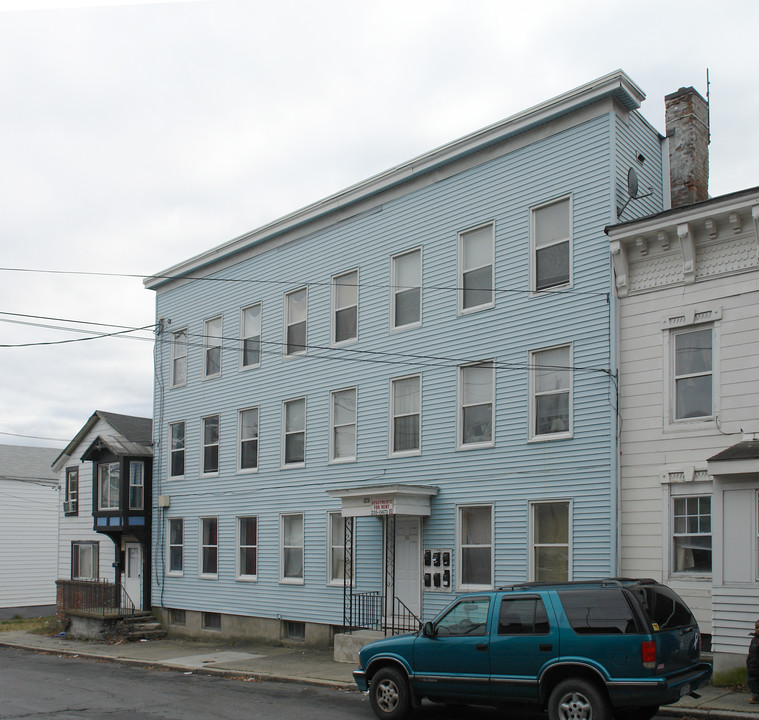 56 White St in Cohoes, NY - Building Photo