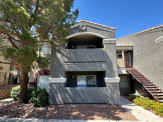 property at 5055 W Hacienda Ave