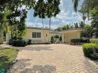 3220 Oleander Way in Pompano Beach, FL - Building Photo - Building Photo