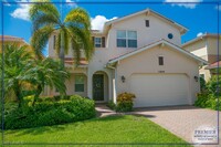 13644 Manchester Ln in Naples, FL - Foto de edificio - Building Photo