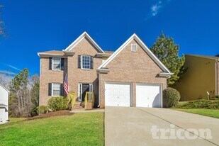 7929 Village Pass in Fairburn, GA - Building Photo