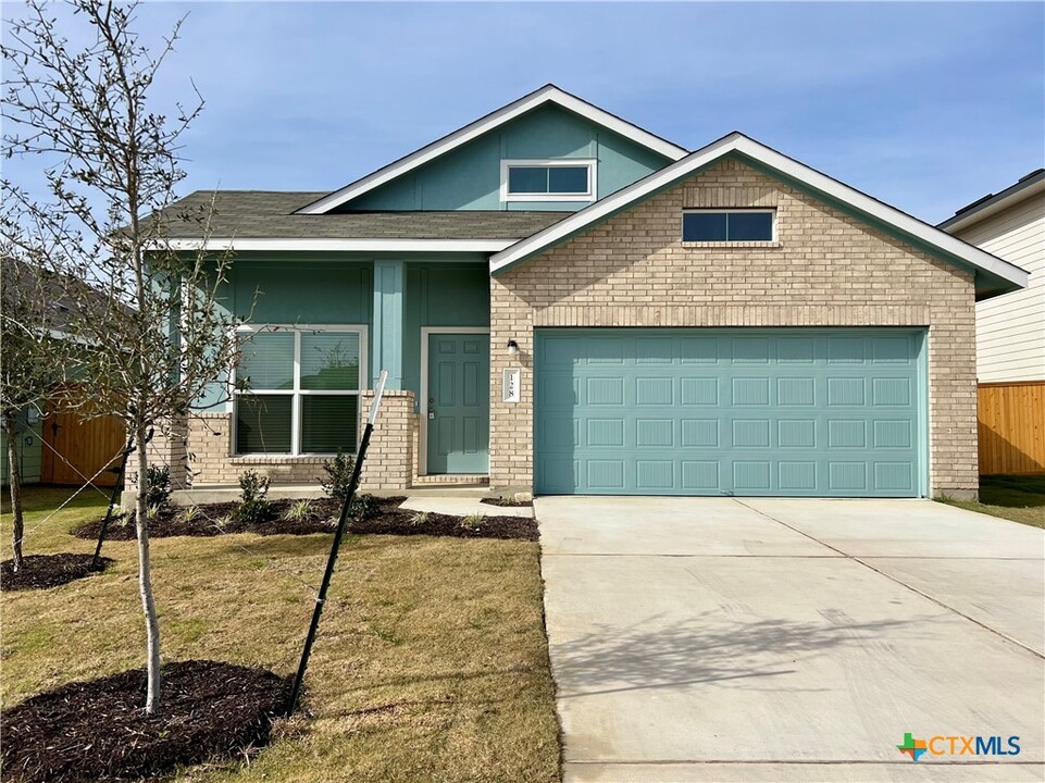 128 The Good Wy in Jarrell, TX - Building Photo