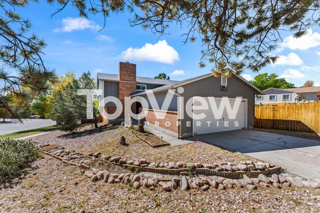 3575 Brushwood Ln in Colorado Springs, CO - Building Photo