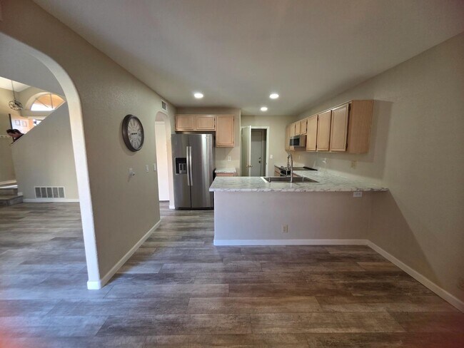 7724 W Oraibi Dr in Glendale, AZ - Building Photo - Building Photo