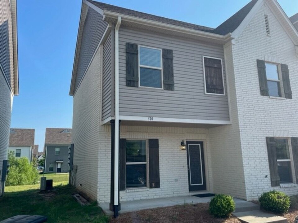 310 Paul T Cir in Oxford, MS - Building Photo