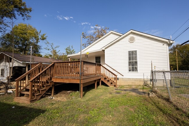 135 W 14th Ave in Bowling Green, KY - Building Photo - Building Photo