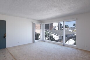 137 Simi Ave in Oxnard, CA - Building Photo