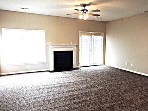 109 Cannonsmill Ln in Summerville, SC - Building Photo - Building Photo