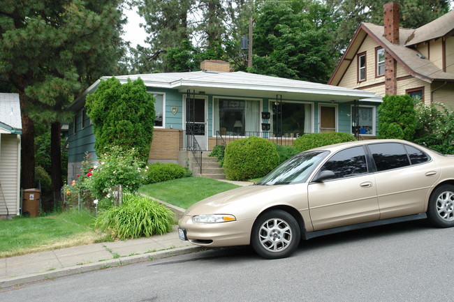 734 W 13th Ave in Spokane, WA - Building Photo - Building Photo