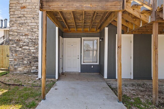 9903 Roxanna Dr in Austin, TX - Building Photo - Building Photo