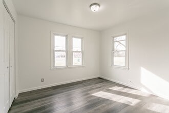 2868 Brighton Henrietta Town Line Rd in Rochester, NY - Building Photo - Building Photo