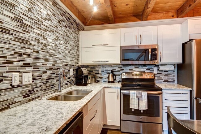 property at 307-I Treehouse