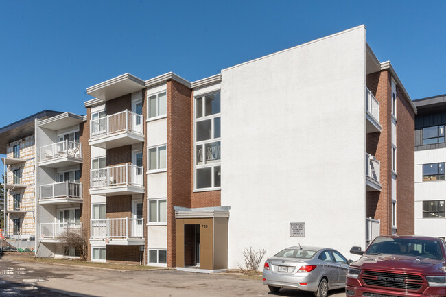 710 De L'horizon St in Québec, QC - Building Photo - Primary Photo