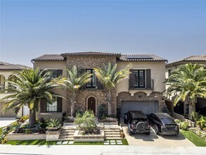 20300 Windsor Ln in Los Angeles, CA - Building Photo - Building Photo