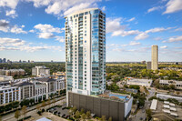 2727 Kirby Dr in Houston, TX - Foto de edificio - Primary Photo