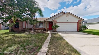 10310 Triple Crown Ave in Jacksonville, FL - Building Photo