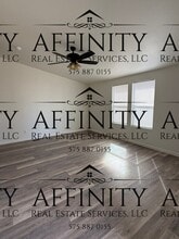 2206 Iris St in Carlsbad, NM - Building Photo - Building Photo