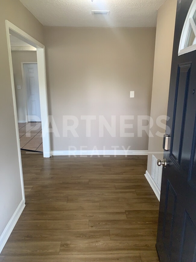 4536 Wake Forest Dr in Montgomery, AL - Building Photo - Building Photo