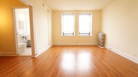 2629 N Emmett St, Unit 3335-119 in Chicago, IL - Building Photo - Building Photo