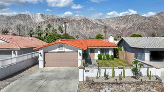 51685 Avenida Herrera in La Quinta, CA - Building Photo